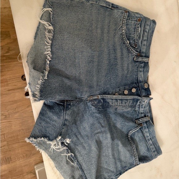 Agolde Shorts - worn 1x - Picture 3 of 3